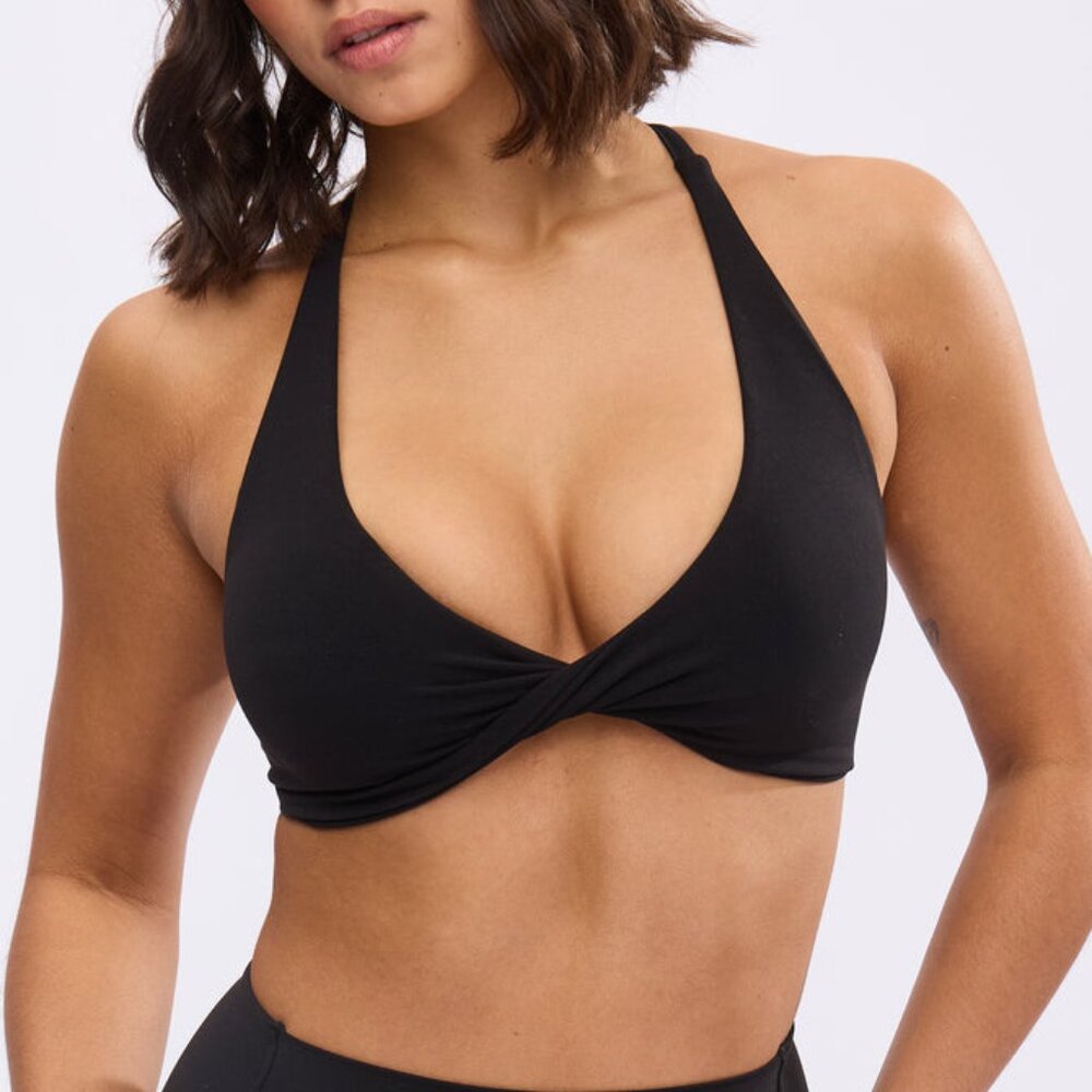 NWT BUFFBUNNY Glow Sports Bra Black Size Small